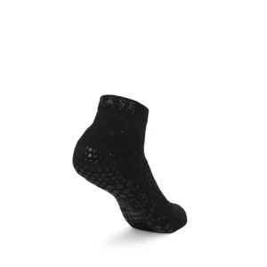 Soccer | Socks^33 Threads Base 33 Low Rise Grip Socks Black